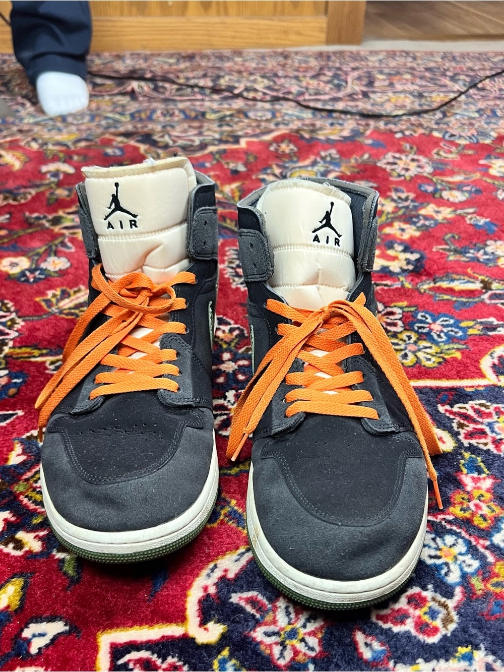 Air Jordan 1 Mid SE Craft (14) - Anthracite, Black, Bright Mandarin, Sky - Picture 5 of 6